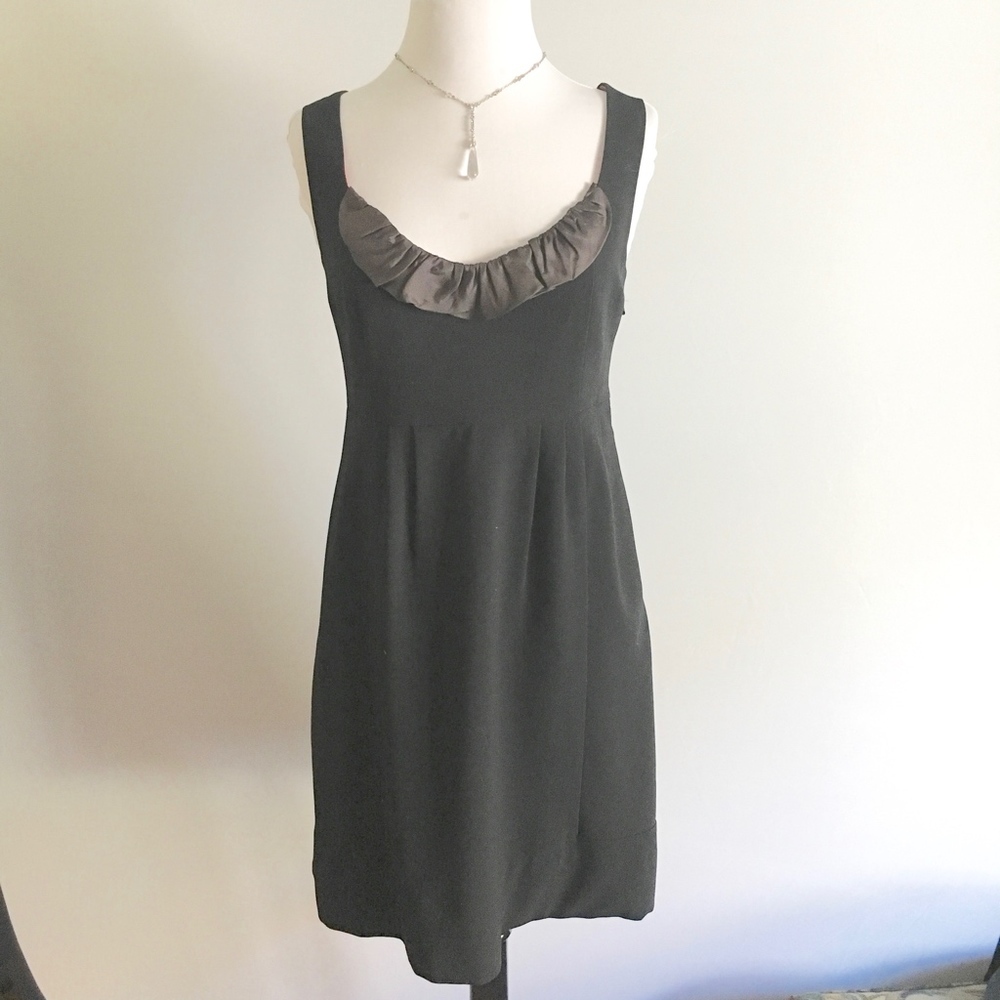 ANTHROPOLOGIE Moulinette Soeurs Black Sleeveless Shift Dress Size 4.